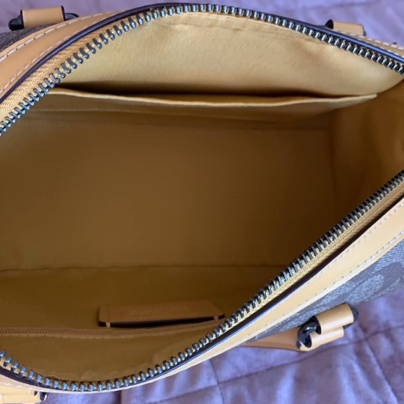 Coach Rowan Satchel - Picture 10 of 17